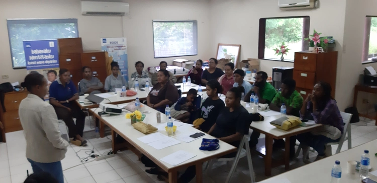 Platihan KPC ( Klompok Persekutuan Crita)